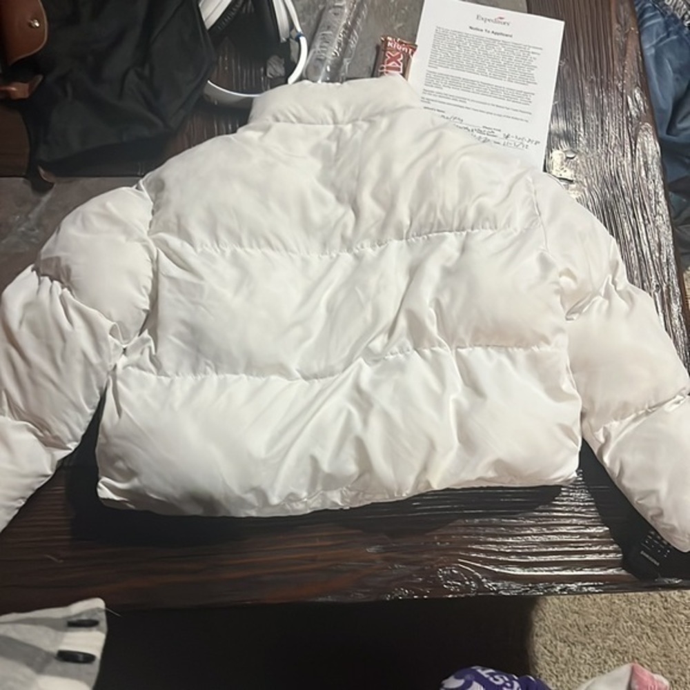 Fabletics Cropped Puffer Jacket Size L - image 8